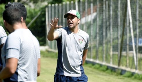Fluminense anuncia coordenador da base como técnico do time sub-17
