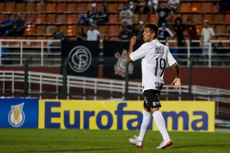 Atacante do sub-20, Richard elogia treinos online no Corinthians