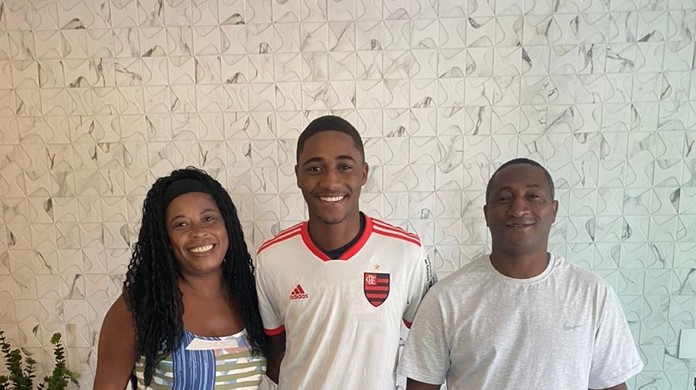 Flamengo contrata atacante sub-17 do Volta Redonda