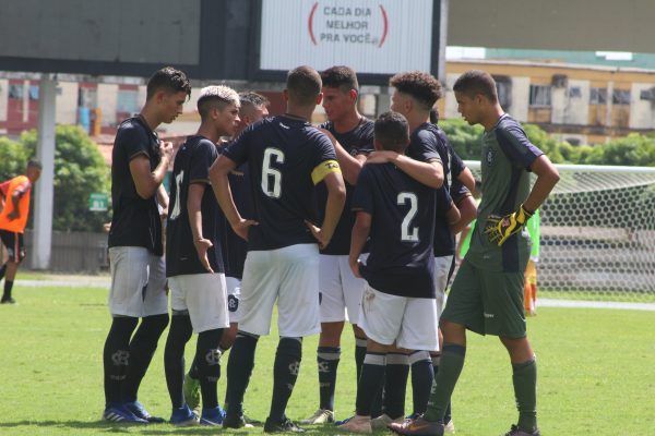 Jogadores da categoria de base do Clube do Remo incentivam doação de sangue  e cadastro de medula