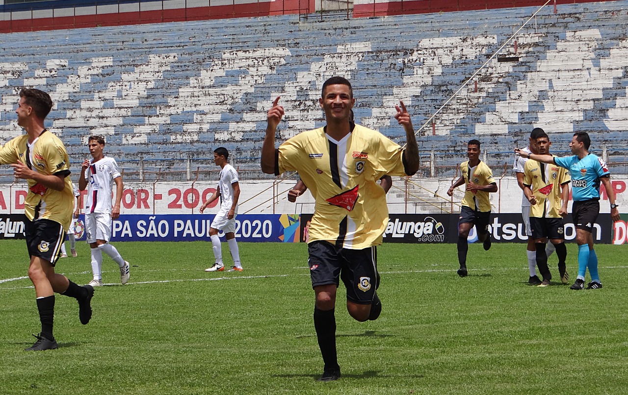 Vice-artilheiro da Copa São Paulo superou desconfiança para mostrar faro de gol no São Bernardo FC