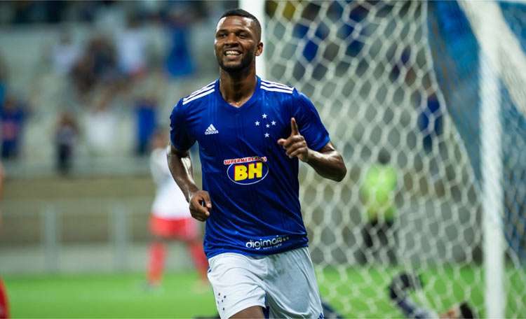 Verê-PR informa Cruzeiro sobre assédio de clubes europeus por Thiago