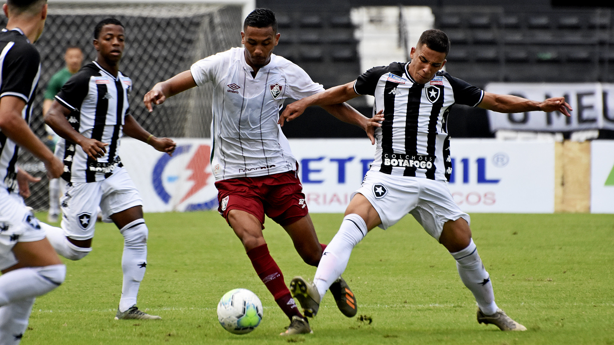 Fluminense sub-23 e Botafogo sub-20 empatam em novo amistoso