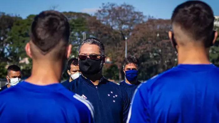 Equipe sub-20 do Cruzeiro volta aos treinos com trabalhos clínicos e físicos