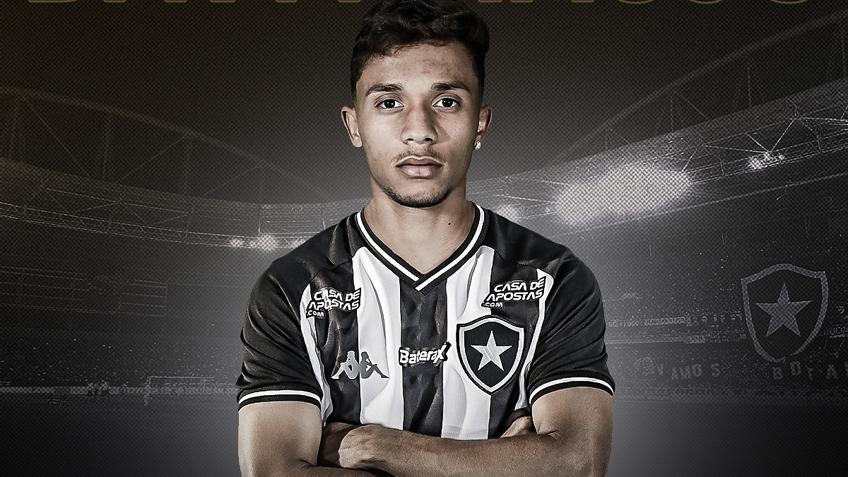 Botafogo fecha com atacante de 21 anos por empréstimo