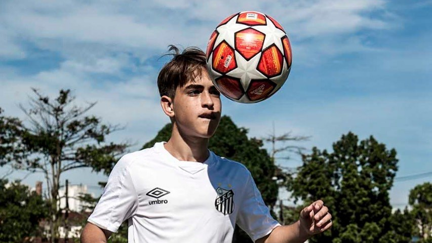 Promessa de 14 anos treinará com a equipe sub-17 do Santos