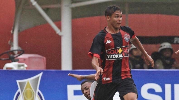 ECVitoriaNoticias - Blog / site do Esporte Clube Vitória (Bahia - Brasil)  -: [Sub-18] Carlos Amadeu testa time para estreia na Copa São Paulo de  Futebol Junior