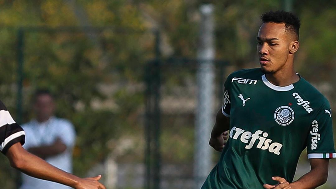Atlético-MG fecha com lateral-esquerdo ex-Palmeiras para o sub-20