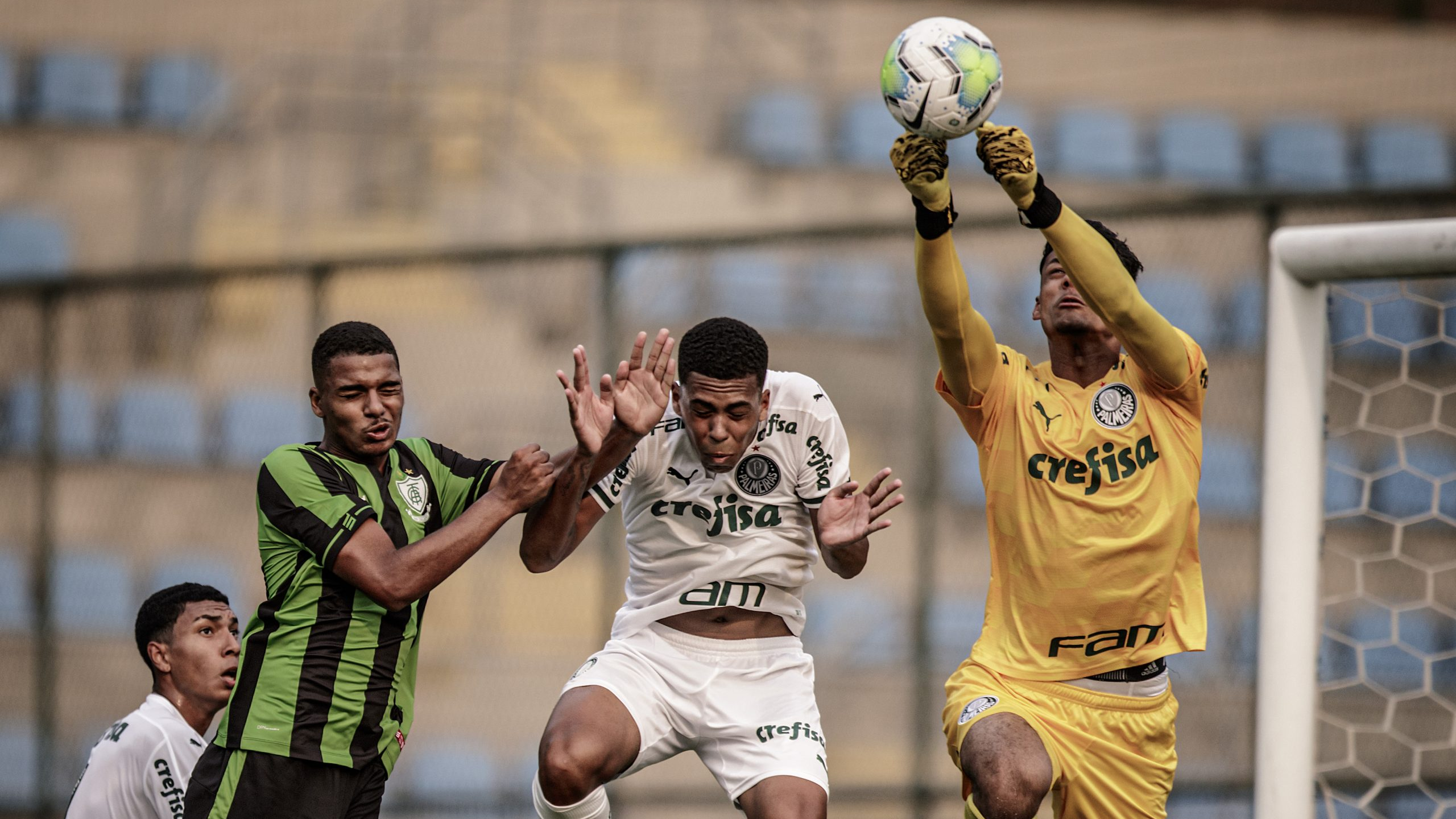 Palmeiras pressiona, mas cede empate ao América-MG na volta do Brasileirão sub-17