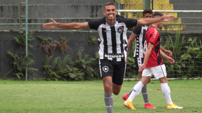 Botafogo bate Athletico-PR, vence a primeira e deixa a lanterna do Brasileirão sub-20