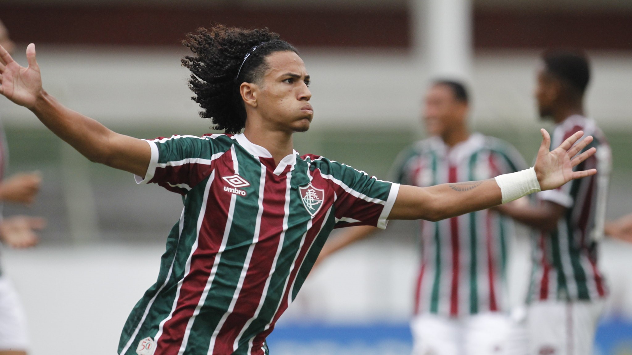 Fluminense bate São Paulo e pula para a terceira posição do Brasileirão sub-20
