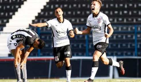 De virada, Corinthians bate Botafogo pelo Brasileirão sub-17