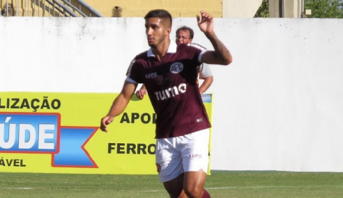 Corinthians contrata zagueiro da Ferroviária para o sub-20