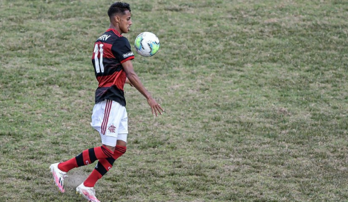 Gabriel Barros comemora primeiro gol pelo Flamengo e acredita em reviravolta na Copa do Brasil sub-20