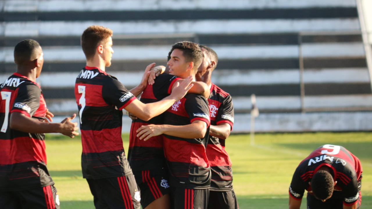 Gol no início garante classificação do Flamengo às oitavas da Copa do Brasil sub-20