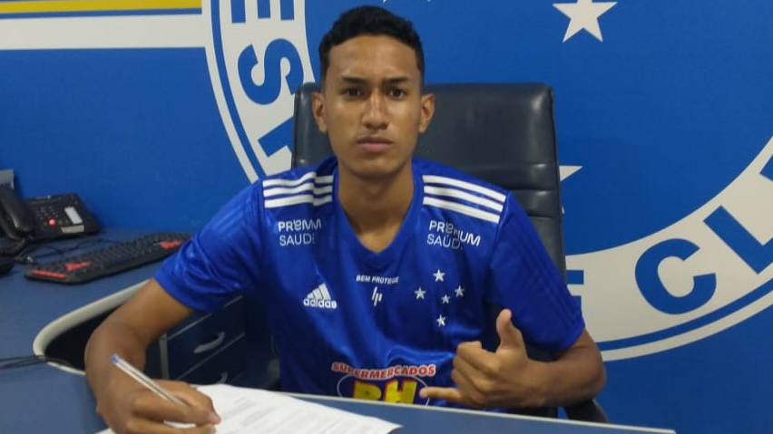 Cruzeiro fecha com atacante do Figueirense para o sub-17