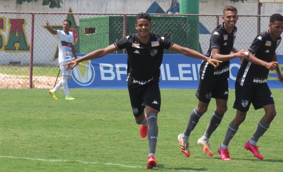 Botafogo goleia Portuguesa e termina na vice-liderança do Grupo no Carioca sub-20