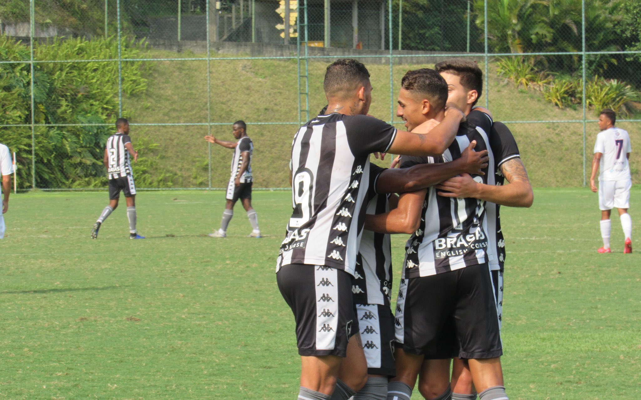 Botafogo goleia Resende e está na semifinal da Taça Rio sub-20