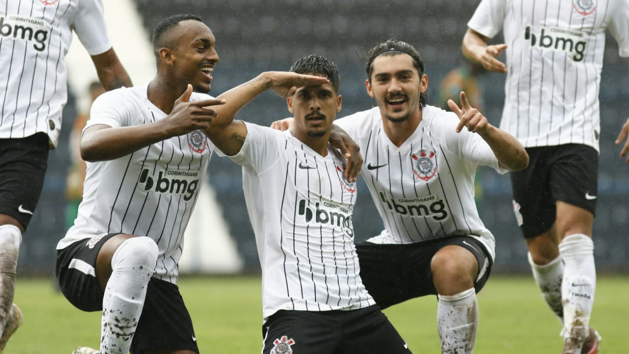Corinthians vence Sampaio Corrêa e fica com a ponta do Grupo B no Brasileirão de Aspirantes
