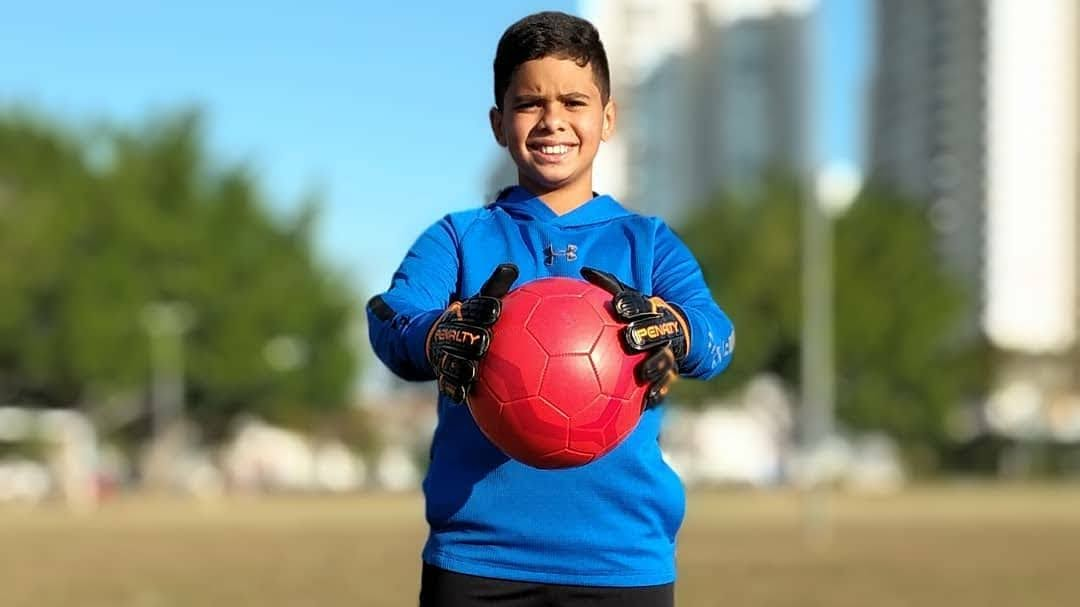 Aos dez anos, Gabriel Souza mostra foco para ser goleiro e quer inspirar jovens no futuro