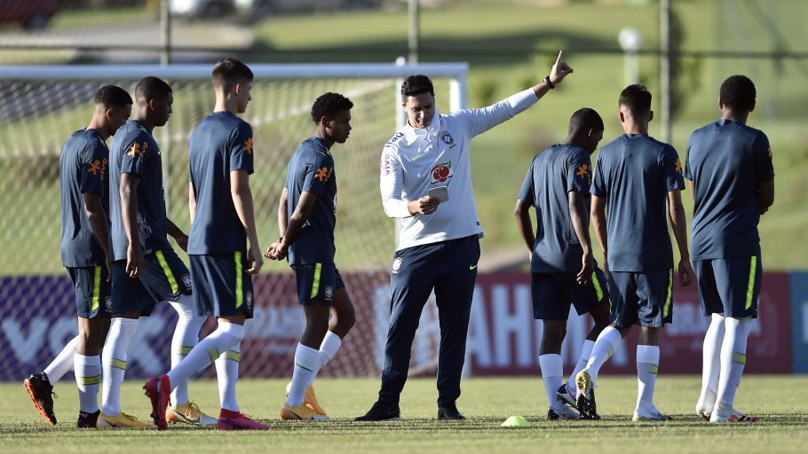 Seleção brasileira sub-17 inicia período de treinos em Itu
