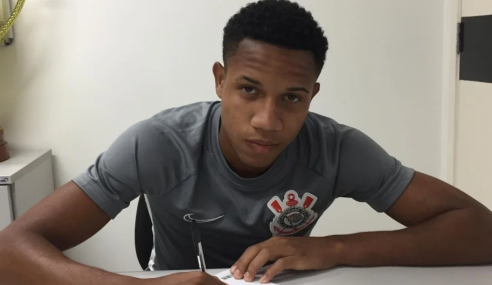 Corinthians contrata lateral-direito do Nova Iguaçu para o sub-17