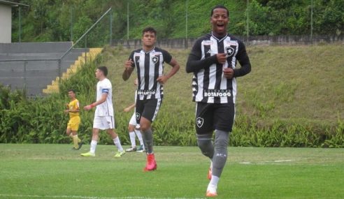Botafogo goleia Fluminense e vence a quarta seguida no Brasileirão sub-20