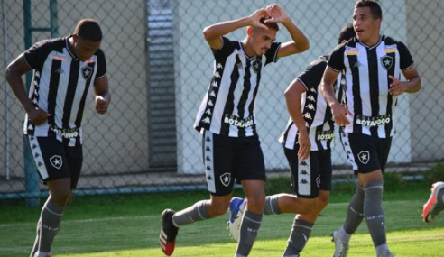 Botafogo bate Bahia, volta ao G-8 e fica a um empate das quartas do Brasileirão Sub-20