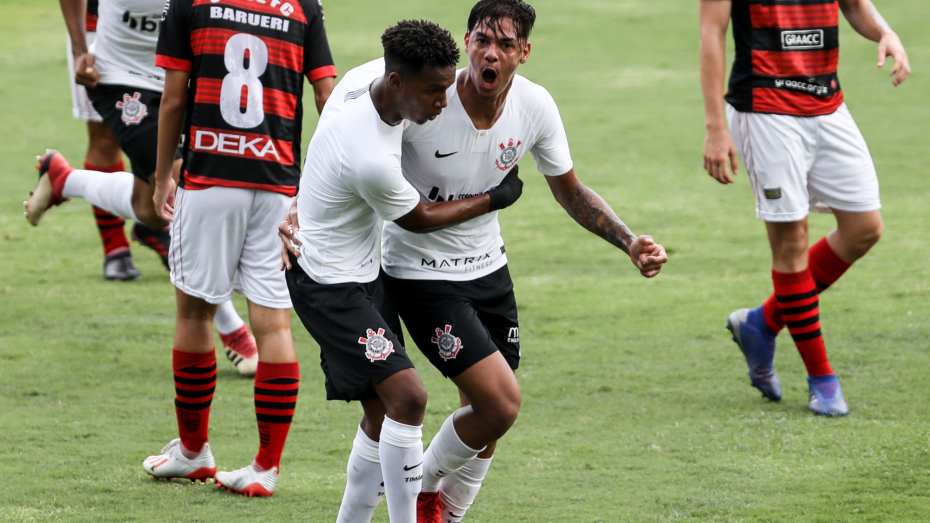 Corinthians goleia Oeste e vai às quartas do Paulistão Sub-20