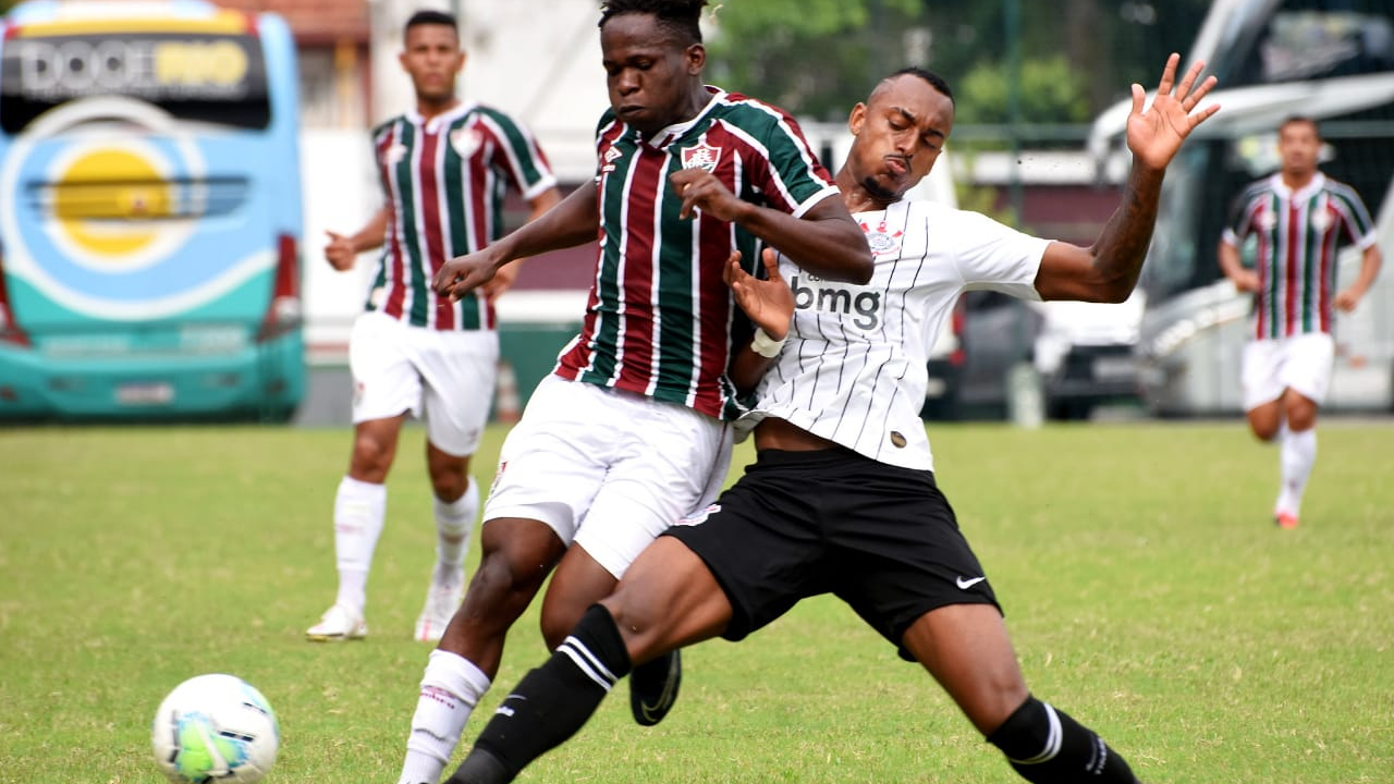 Fluminense e Corinthians empatam e mantêm grupo D embolado no Brasileirão de Aspirantes