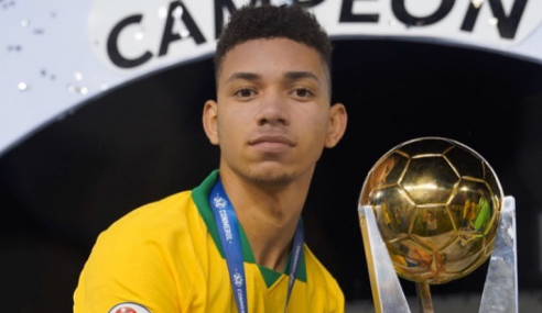 Flamengo contrata dupla campeã pela Seleção Brasileira para o sub-17