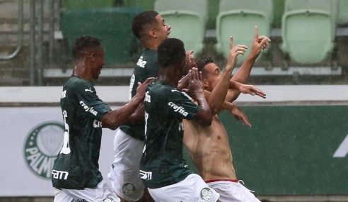 Palmeiras vence duelo direto, elimina Botafogo e avança no Brasileirão Sub-20