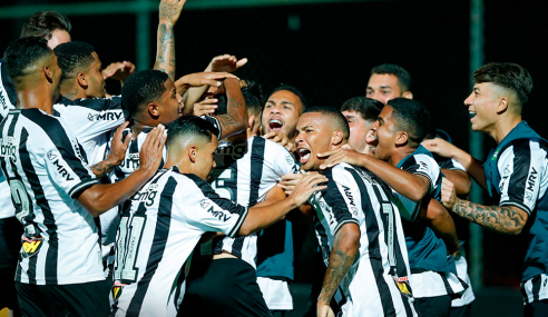 Atlético-MG vence Athletico-PR e sai em vantagem na final do Brasileirão Sub-20