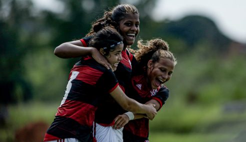 Flamengo goleia Botafogo e lidera Grupo E do Brasileirão Feminino Sub-18