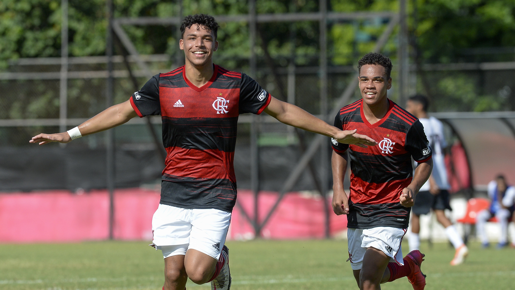 Flamengo volta a vencer Sport e vai às semifinais da Copa do Brasil Sub-17
