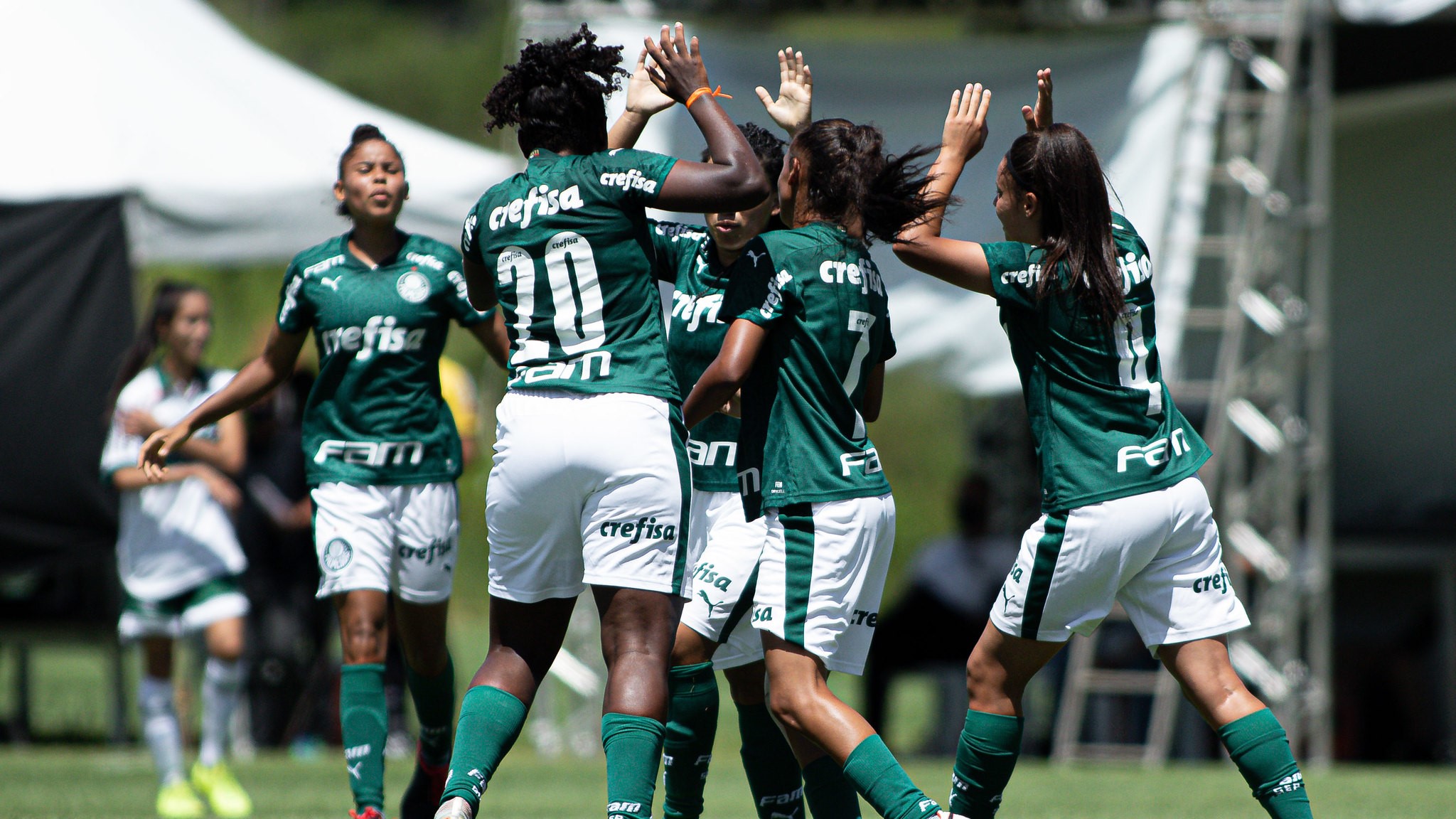 Palmeiras derrota Toledo/Coritiba de virada e vence a segunda no Brasileirão Feminino Sub-18
