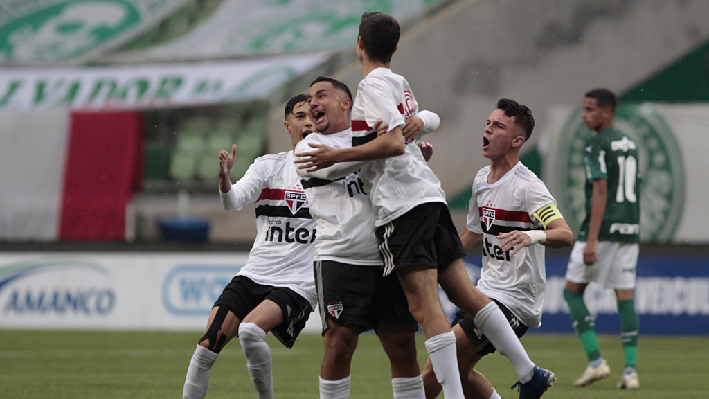 São Paulo vence Palmeiras fora de casa e fica perto da final da Copa do Brasil Sub17 DaBase