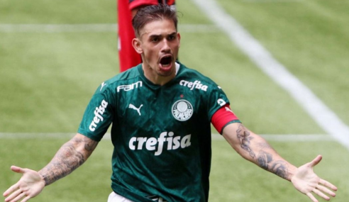 Palmeiras acerta empréstimo de atacante ao Vitória