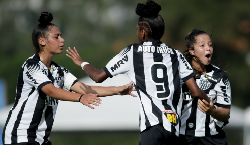 Atlético-MG bate Vitória e conquista primeiro triunfo no Brasileirão Feminino Sub-18