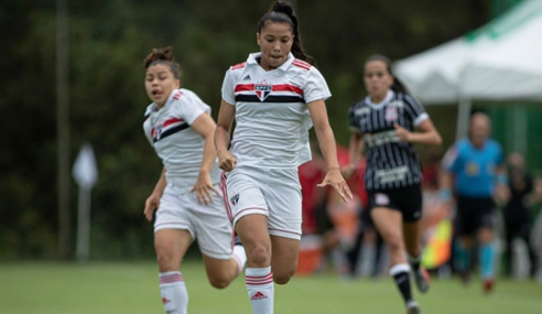 São Paulo vence Avaí Kindermann e fica perto das semifinais do Brasileirão Feminino Sub-18