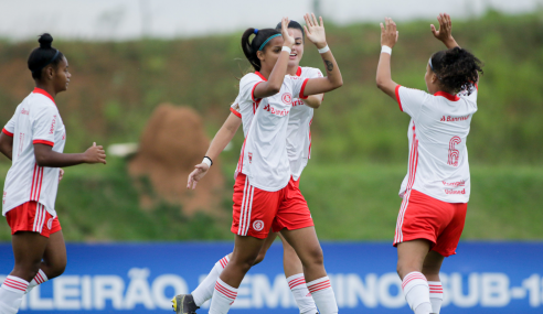 Internacional goleia Bahia e vence a quarta no Brasileirão Feminino Sub-18