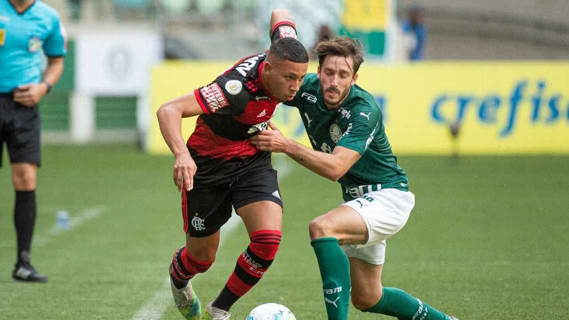 Corinthians se aproxima de negócio por Guilherme Bala, ex-Flamengo