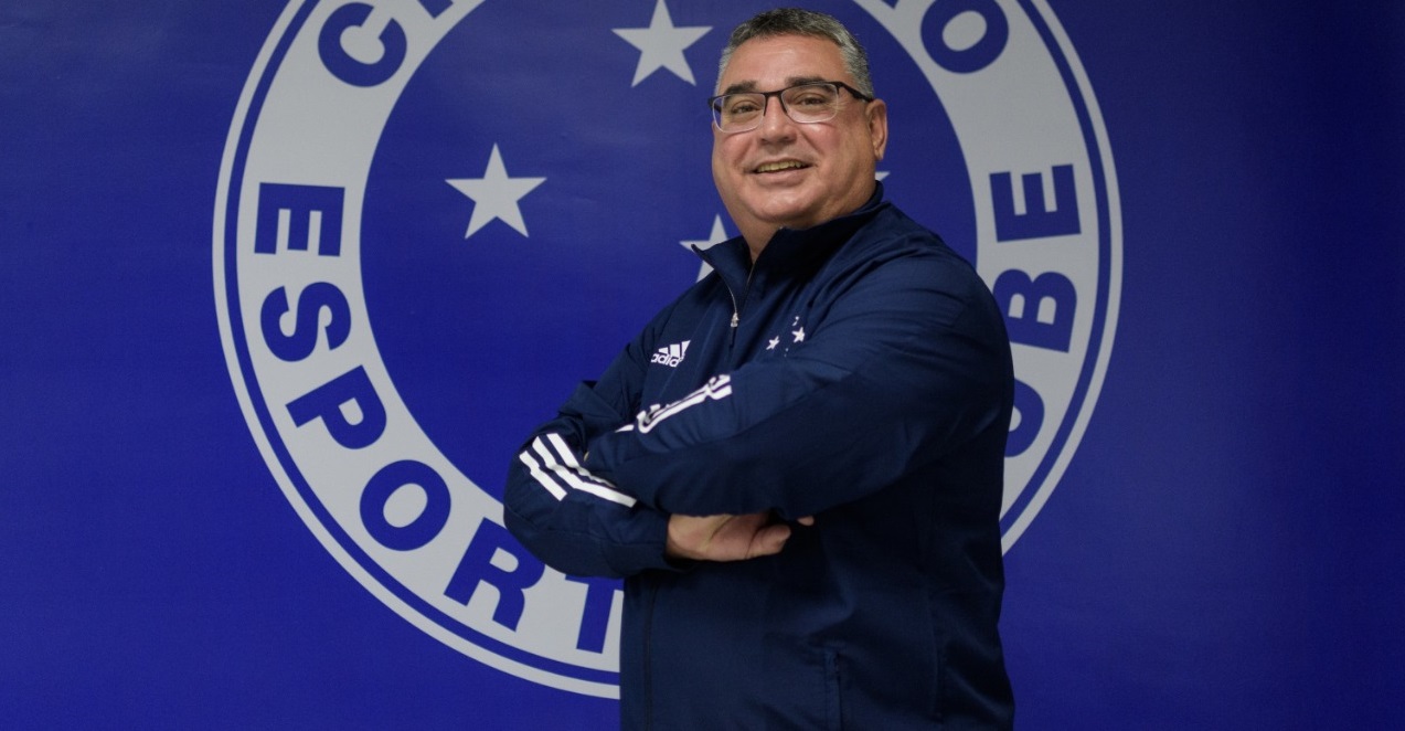 Cruzeiro contrata gestor para a base