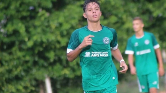 Flamengo contrata volante do Goiás para o sub-17