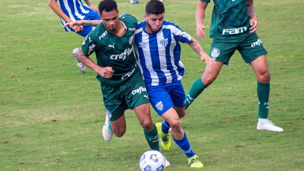 Avaí aproveita erro e vence Palmeiras nas quartas da Copa do Brasil Sub-20