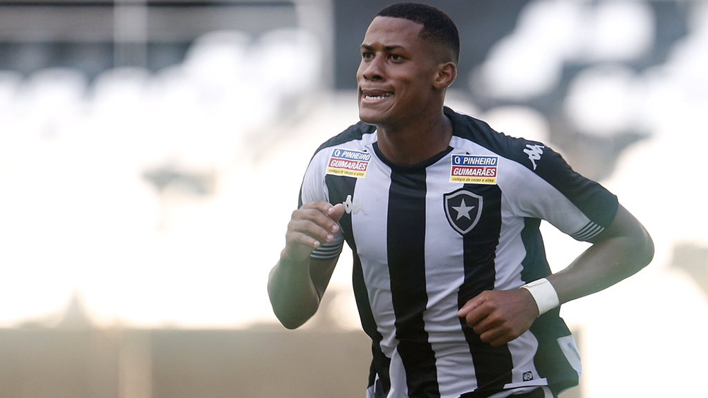 Gabriel Conceição decide e Botafogo vence São José-RS pela Copa do Brasil Sub-20