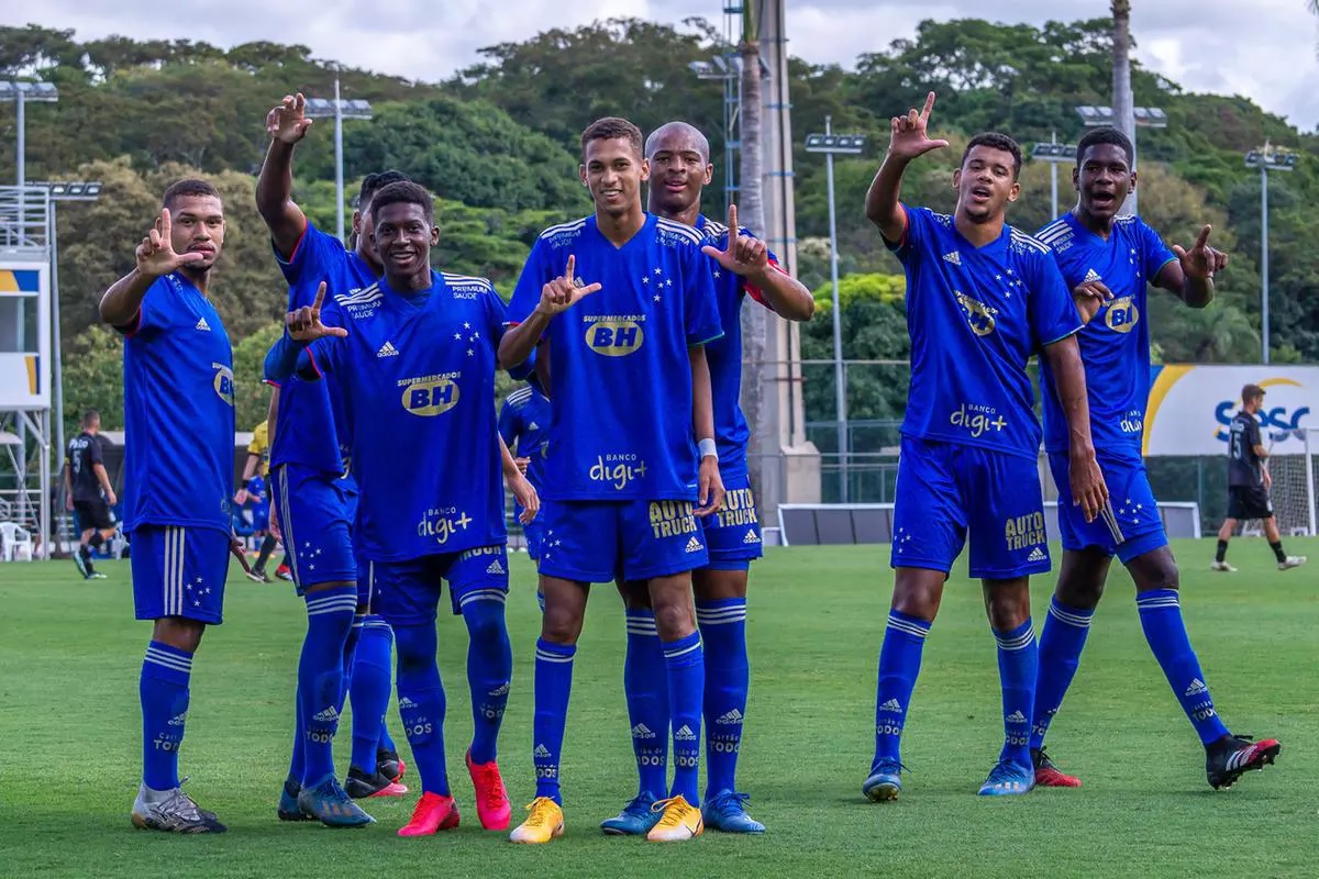 Cruzeiro goleia Ponte Preta em amistoso da categoria sub-17