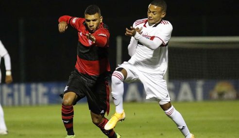 Flamengo bate São Paulo fora de casa e vence a quarta no Brasileirão Sub-17