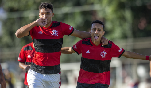 Flamengo goleia América-MG e fica a uma vitória das quartas do Brasileirão  Sub-17