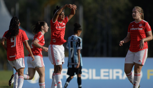 Brasileirão Feminino Sub-16 começa com goleadas e clássico; veja os resultados